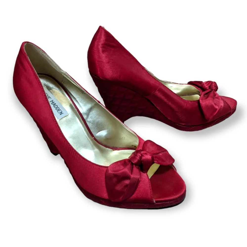 Steve Madden Ruby Red Satin Wedge Shoe, 8M